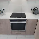 Alex Fruit Tree Apartment