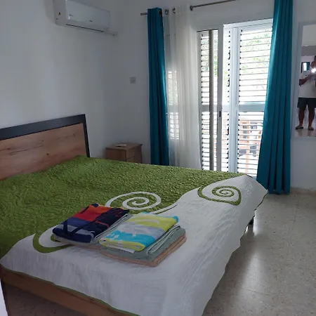 Alex Fruit Tree Apartament Voroklini