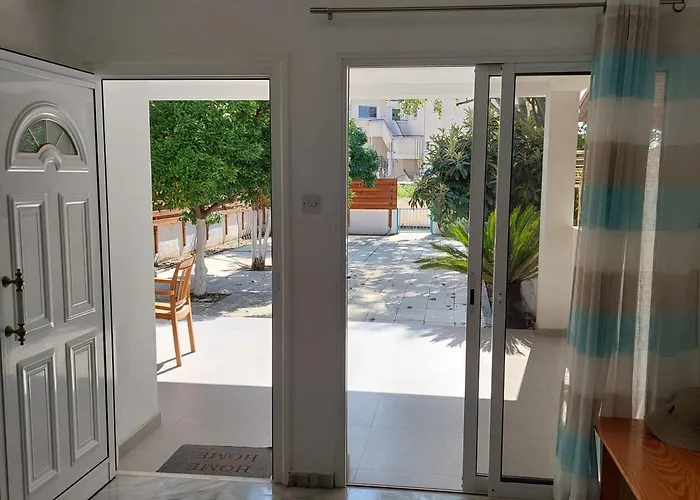 Alex Fruit Tree * Voroklini