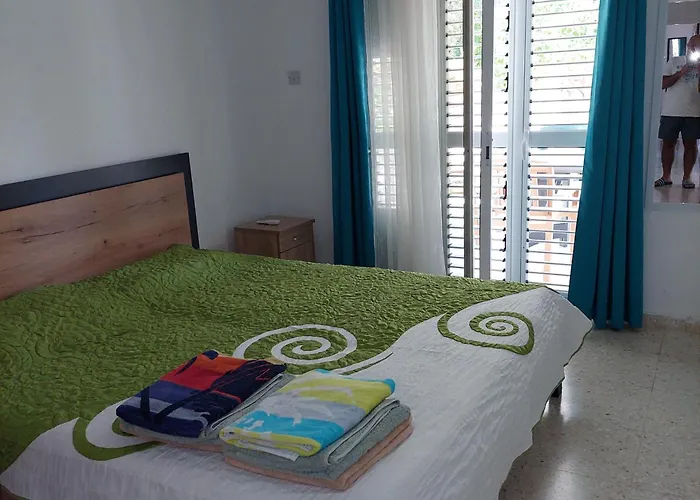 Alex Fruit Tree Apartmán Voroklini